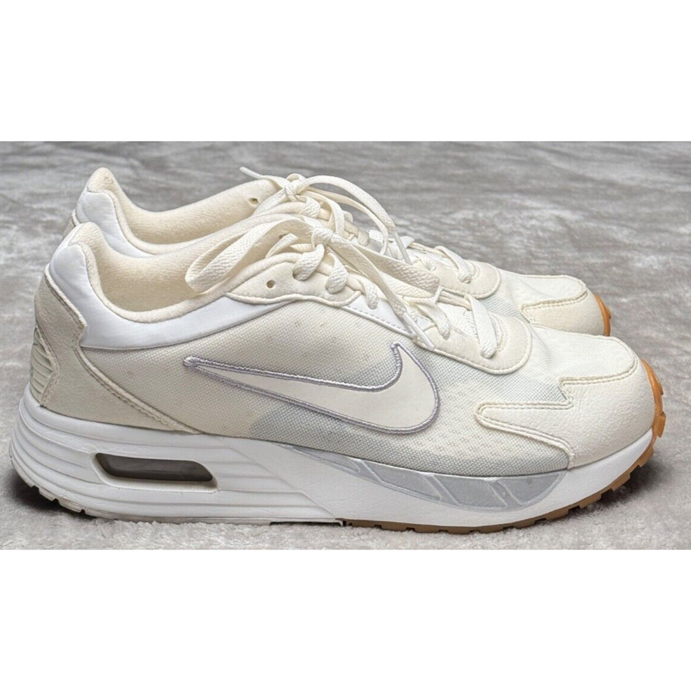 Nike Air Max Solo Summit White Silver Gum Sneakers Womens Size 10 FN0784-104